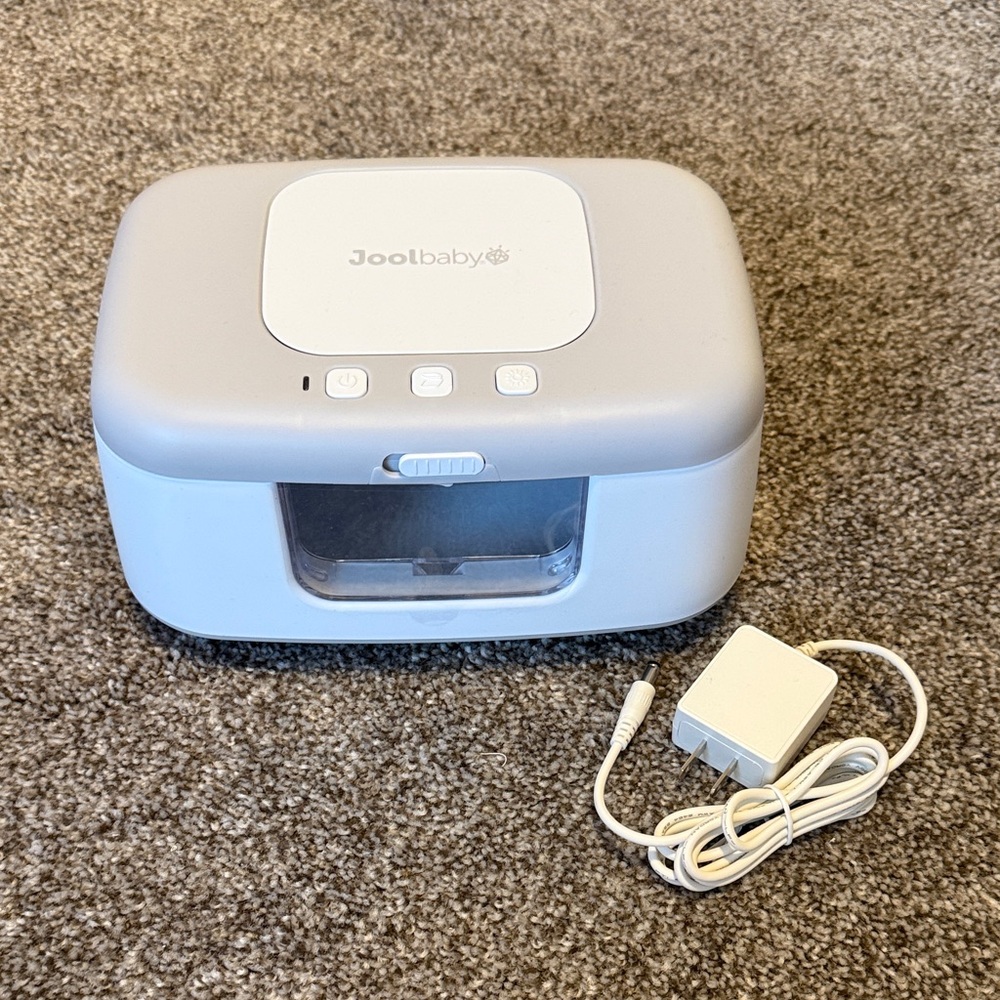 Joolbaby Electric Wipe Warmer in Light Gray and White